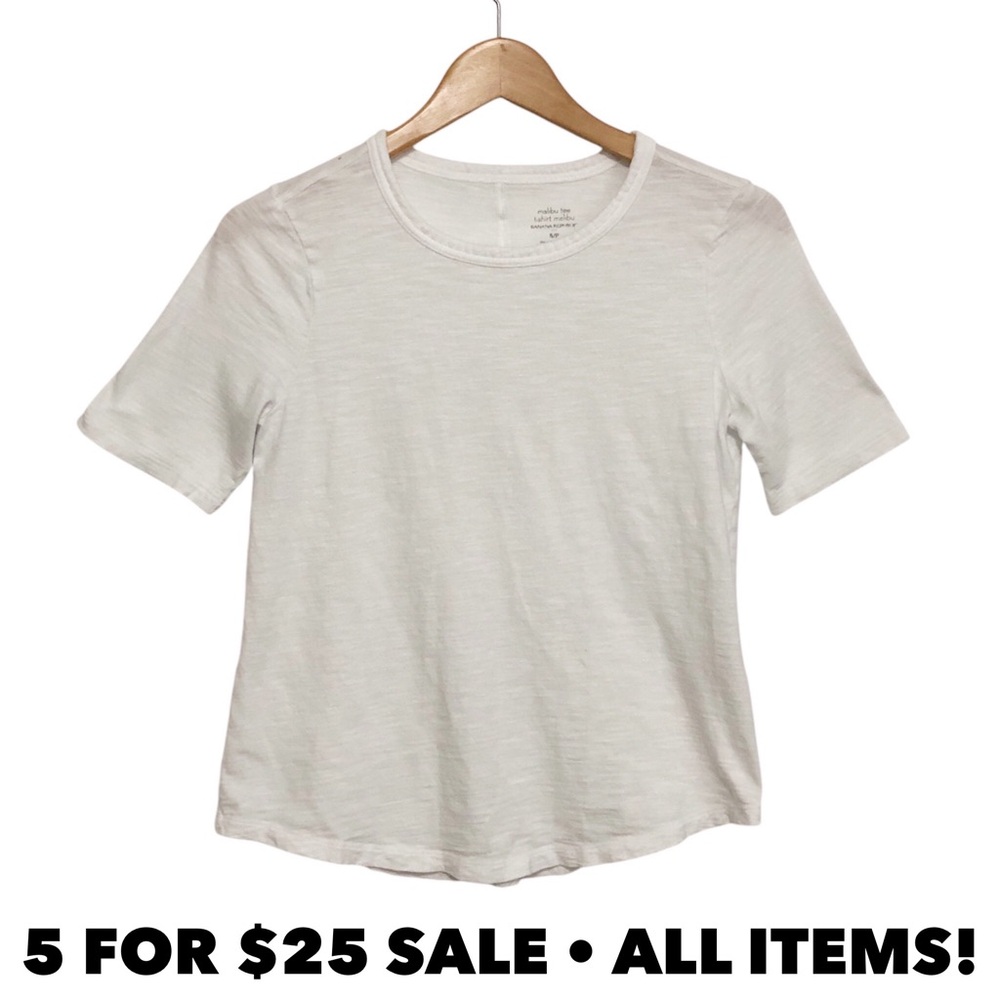 Banana Republic Malibu Half Sleeve Tee